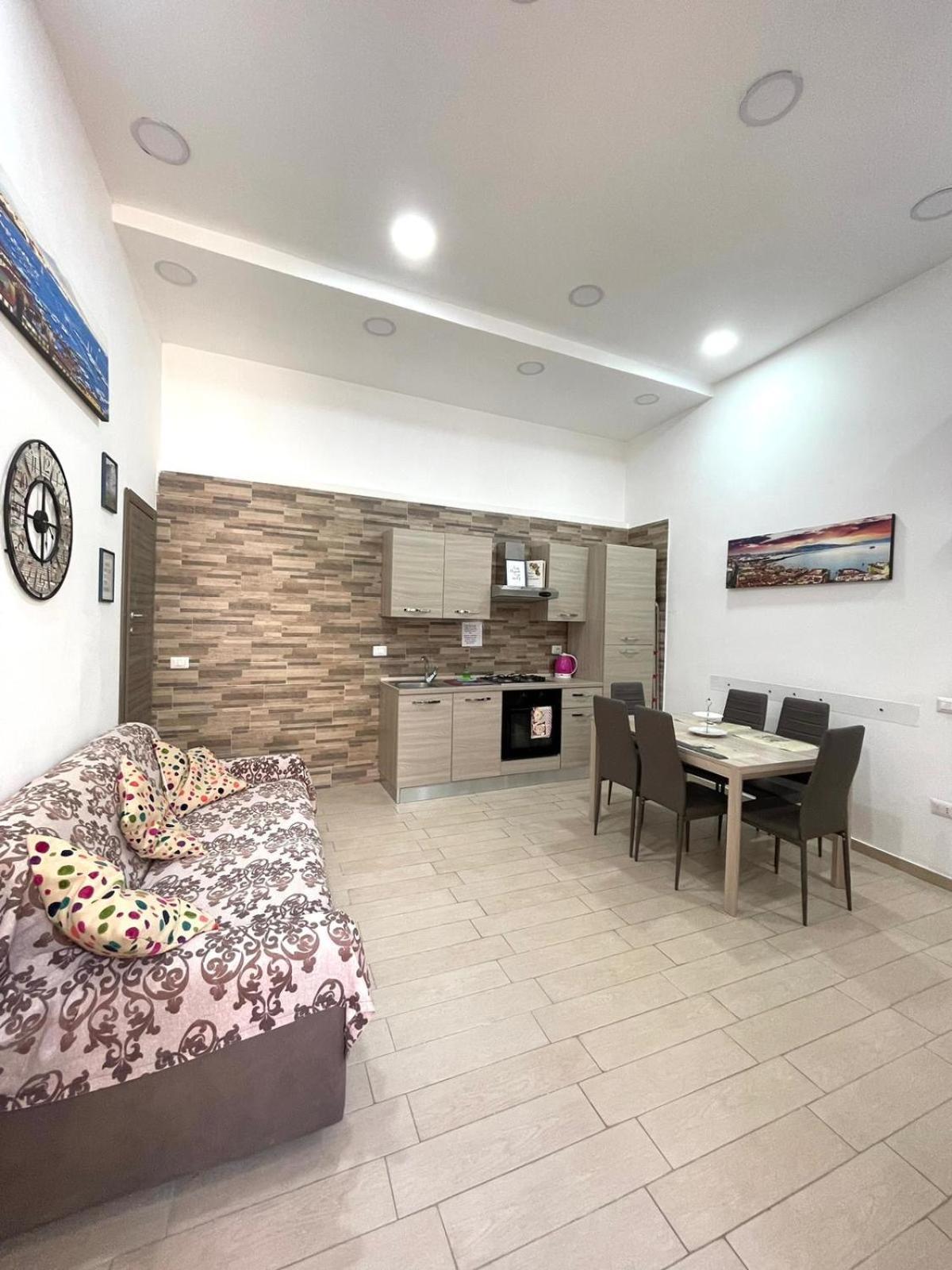 Ginevra'S Apartment Naples Exterior photo
